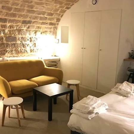 Appartamento 70m2 Loft In The 10th Arrondissement Parigi